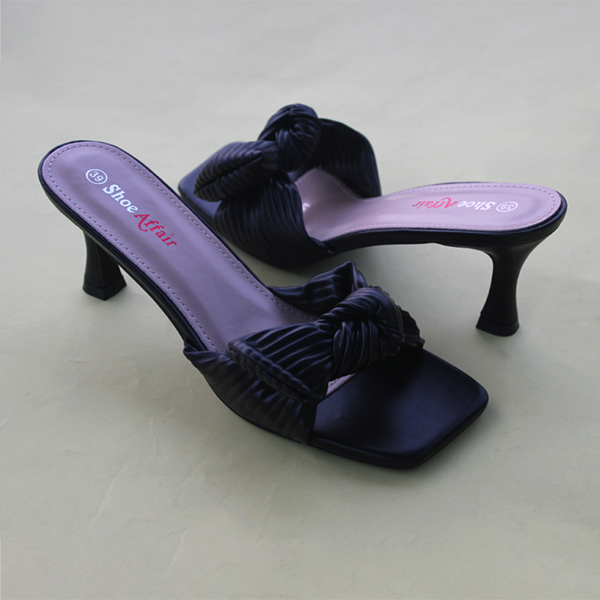 Black Heel Slippers for women