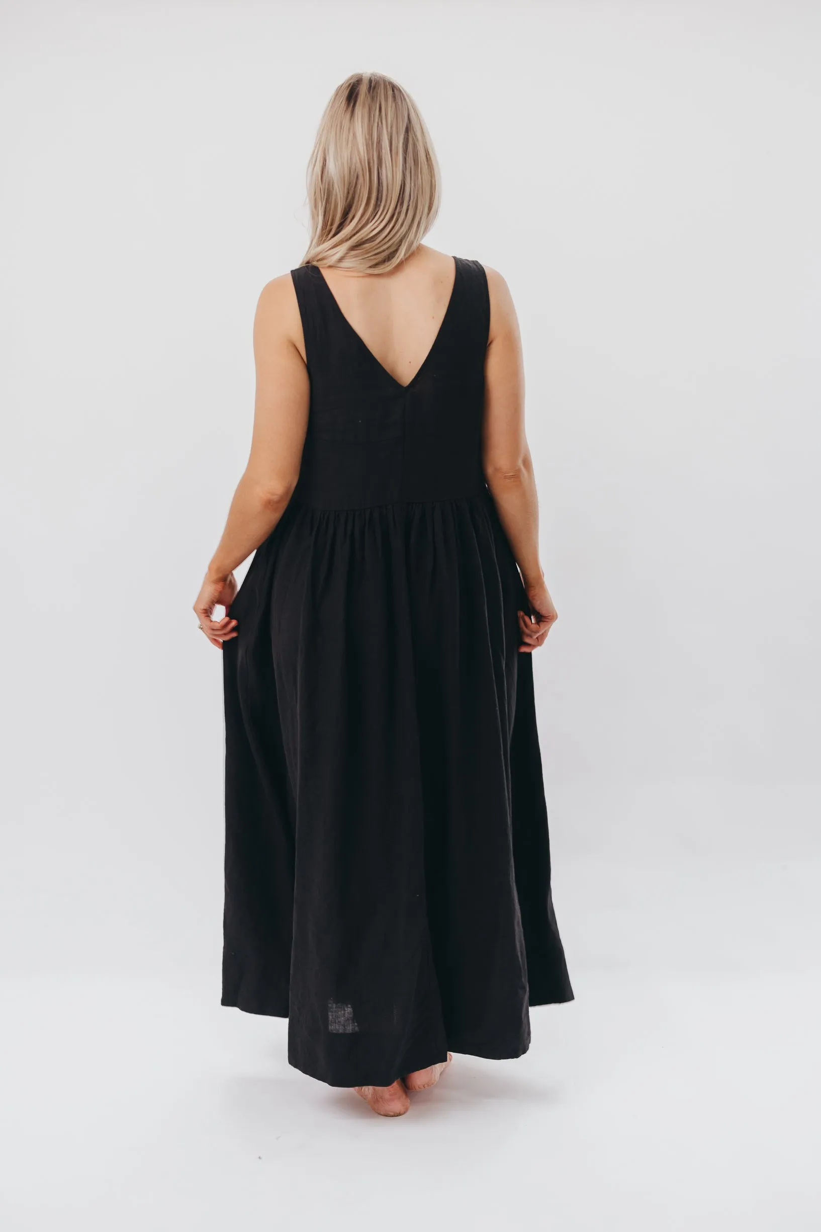 Eleonie 100% Linen Maxi Dress in Black