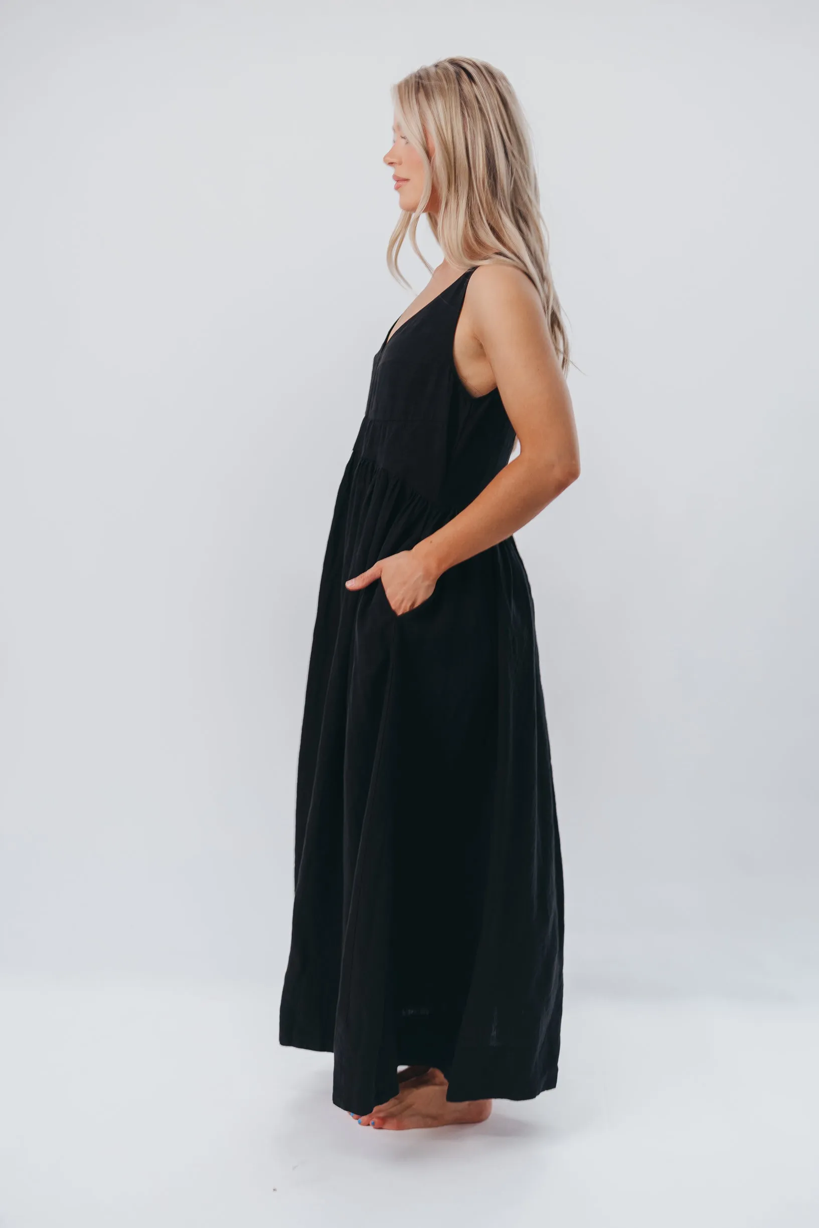 Eleonie 100% Linen Maxi Dress in Black