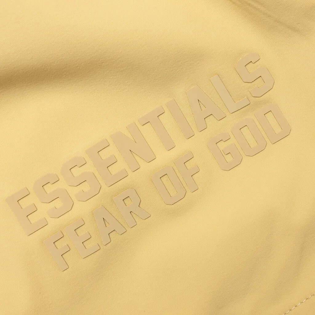 Fear Of God Essentials Kid's Running Short - Light Tuscan