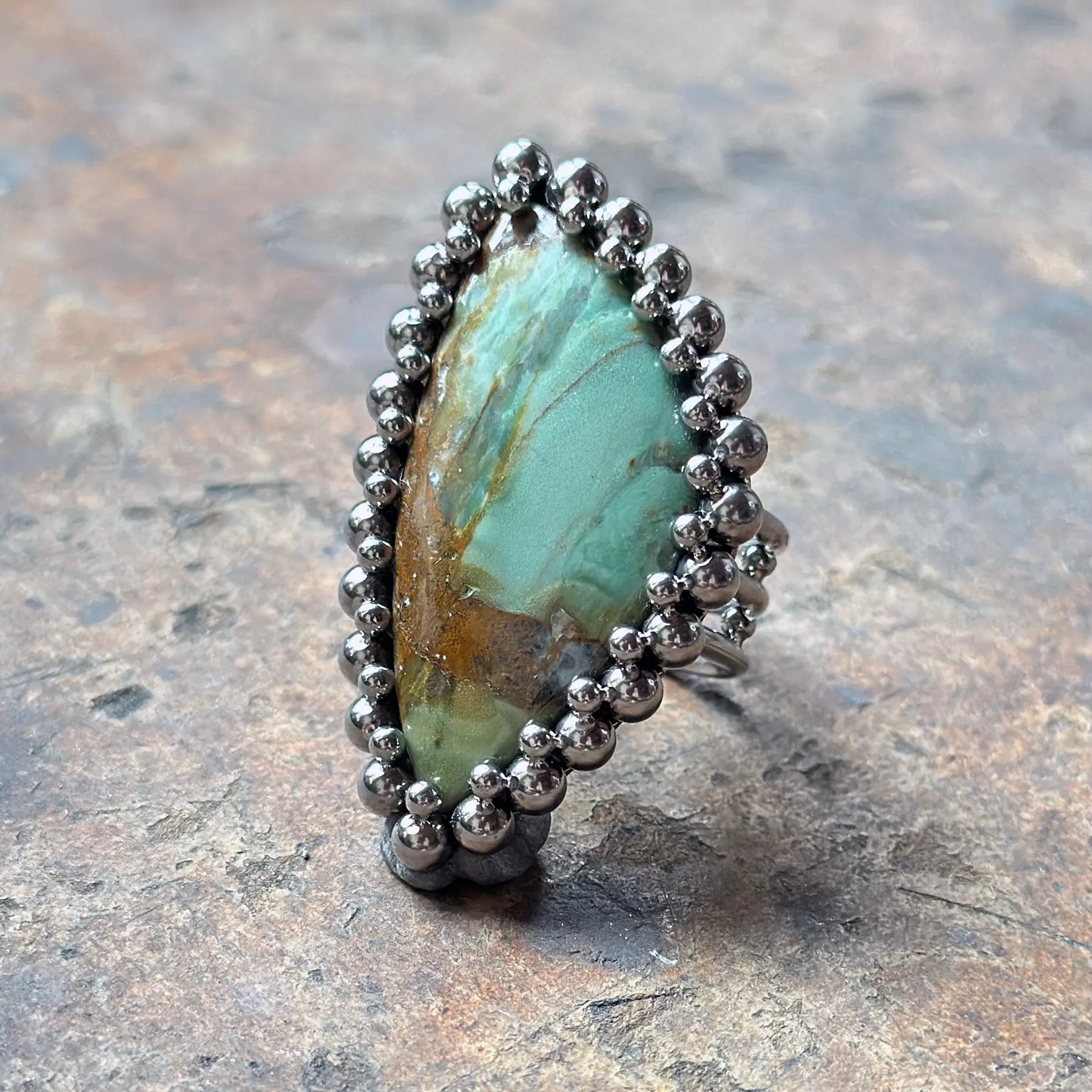 GEMSTONE Green Pilbara Jasper Shard Ring: Size 8.5