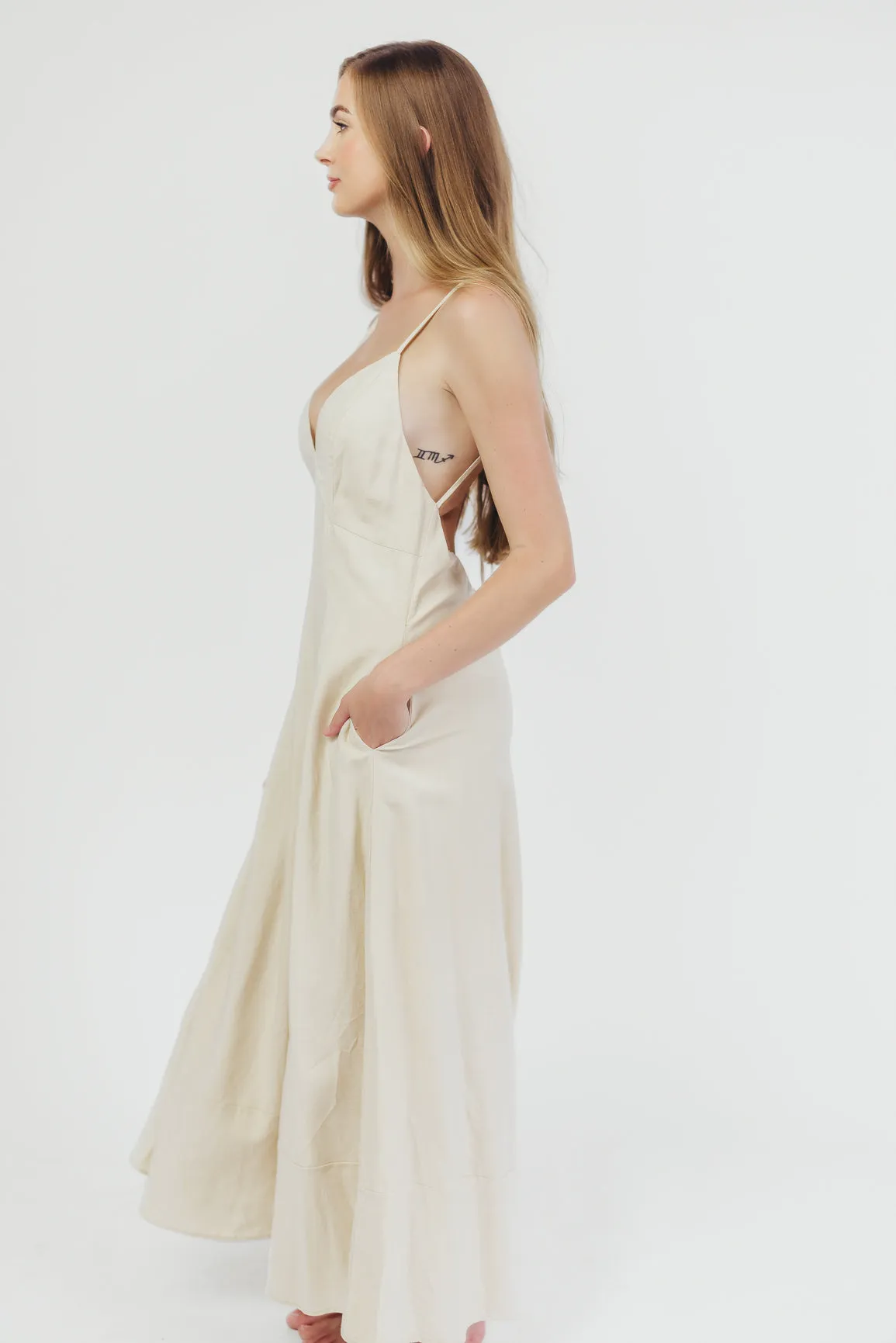 Ivy Linen-Blend Open Back Maxi Dress in Natural