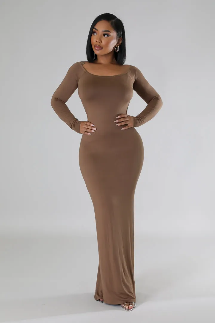 Long Sleeve Open Back Maxi Dress