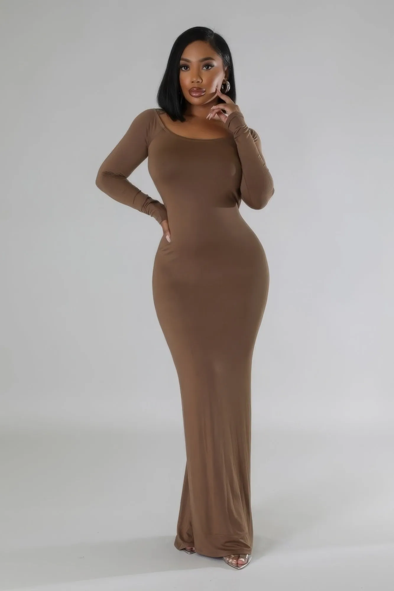 Long Sleeve Open Back Maxi Dress