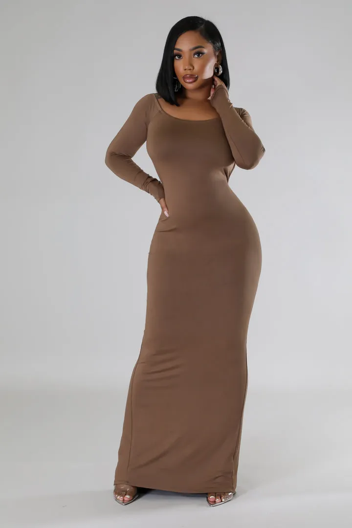 Long Sleeve Open Back Maxi Dress