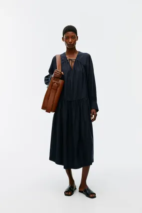 Lyocell-Linen Maxi Dress - V-neck - Long sleeve - Dark Blue - Ladies | H&M GB