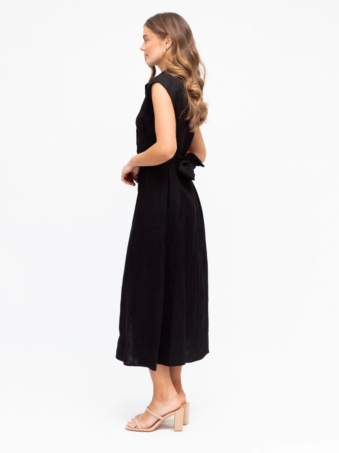 The Luxe Linen Maxi Dress - Black