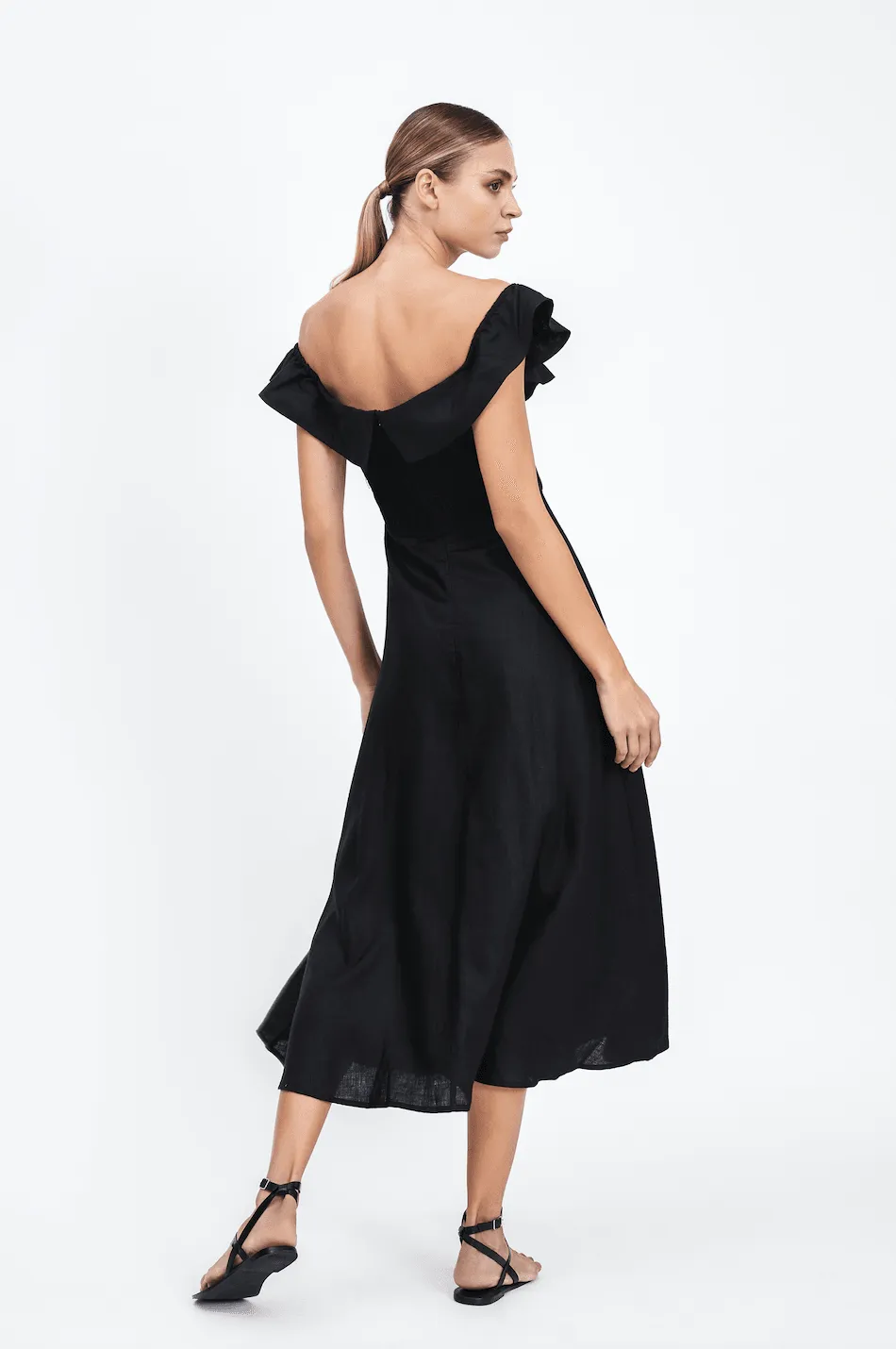 Zoe Linen Maxi Dress in Black